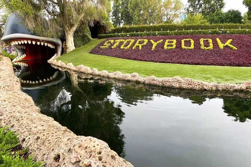 disney theme park use artificial grass